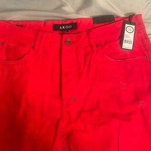 Akoo jeans